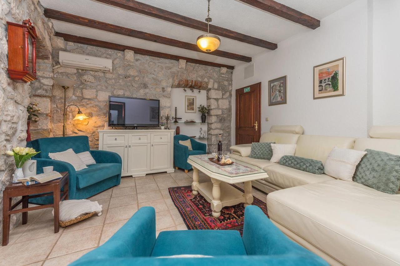 Heritage Palace Listun Makarska Exterior photo