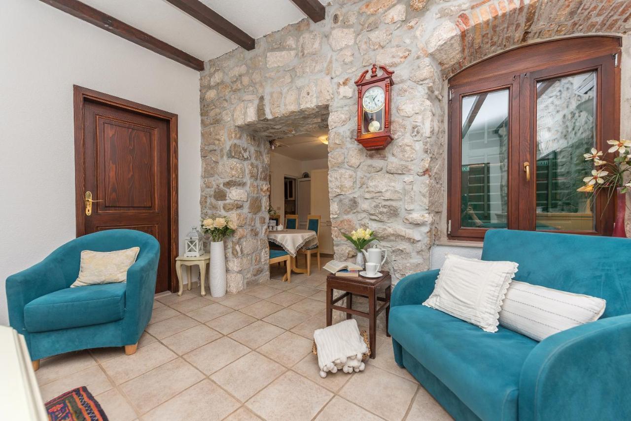 Heritage Palace Listun Makarska Exterior photo