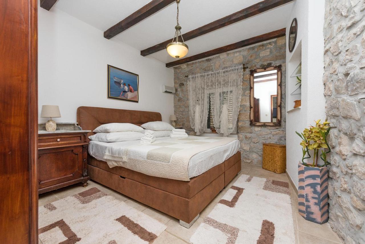 Heritage Palace Listun Makarska Exterior photo
