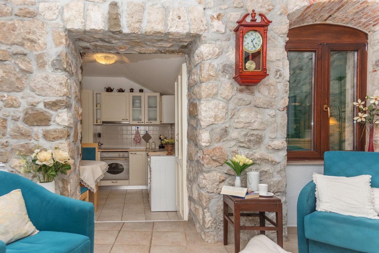 Heritage Palace Listun Makarska Exterior photo
